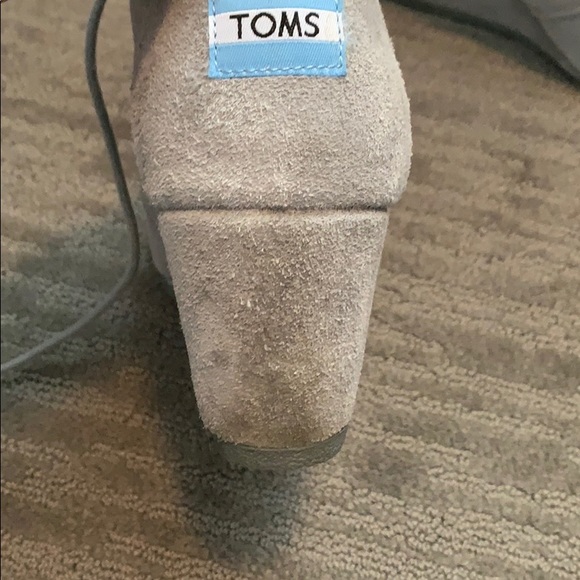 Gray Toms wedge boots size 7 - Picture 4 of 8
